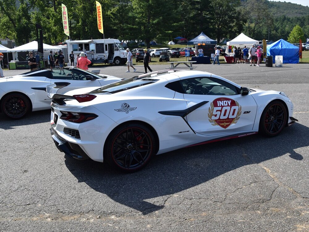 Chevrolet Corvette C8 — Gloss Track Wrap & Tint